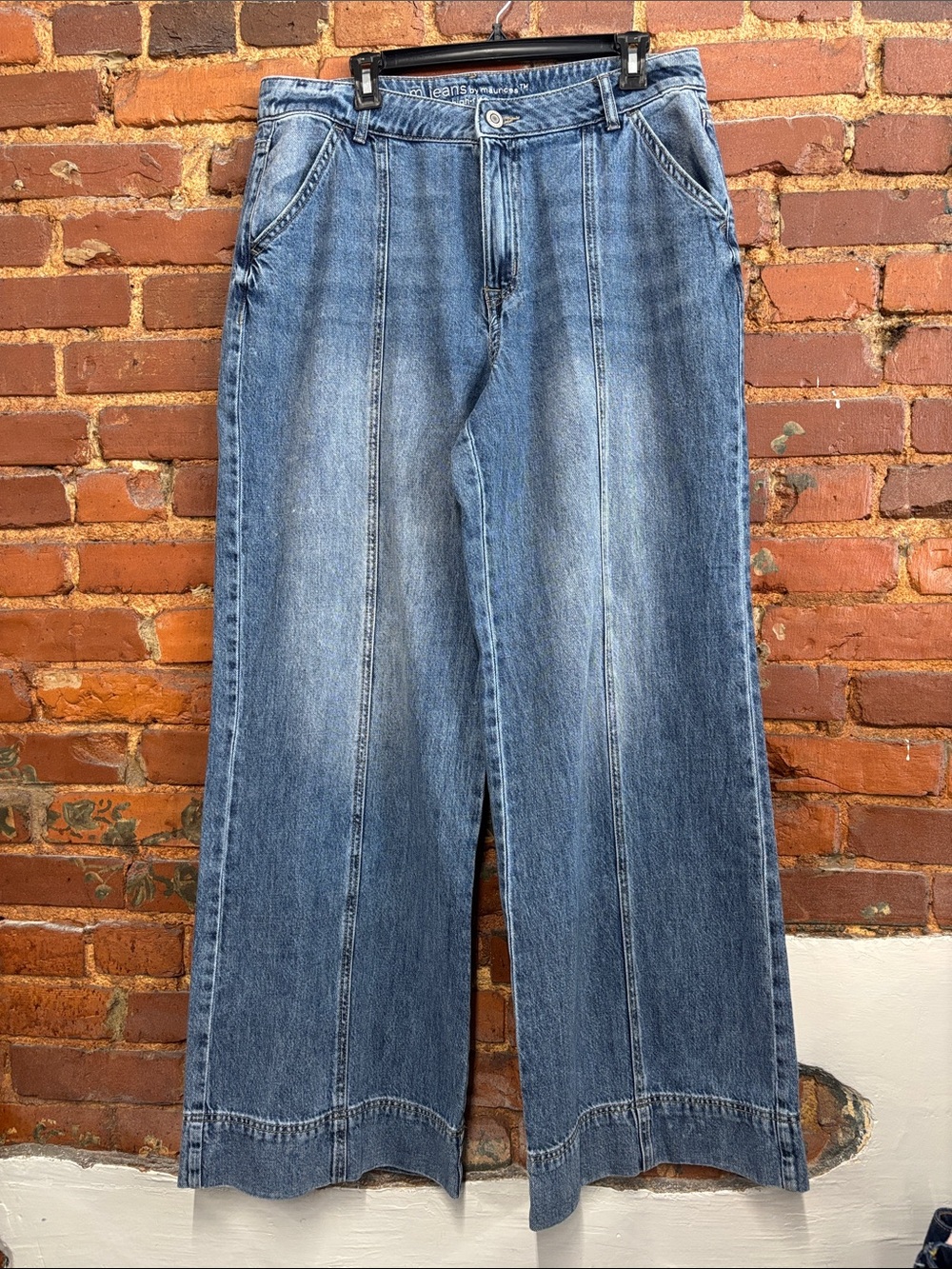M Jeans by Maurice’s High Rise Wide Leg Jeans Size 16 Long